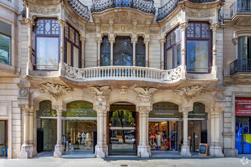 Commerce de détail dans Barcelone, Barcelona à vendre - Photo du bâtiment - Image 3 de 4