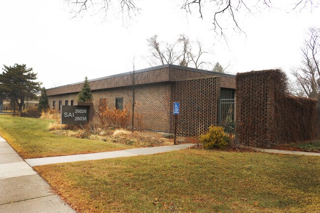 More details for 26026-26038 Woodward Ave, Royal Oak, MI - Office for Sale