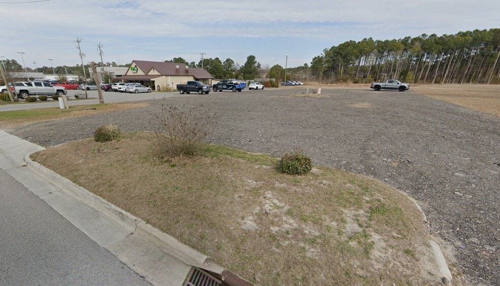 910 W Corbett Ave, Swansboro, NC for sale - Building Photo - Image 3 of 4