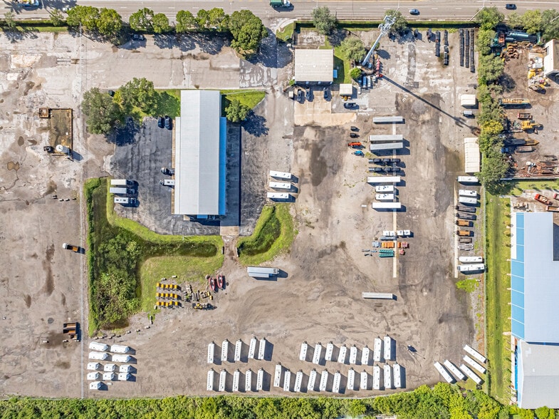 2501 Wiles Rd, Pompano Beach, FL à louer - Photo du bâtiment - Image 3 de 4