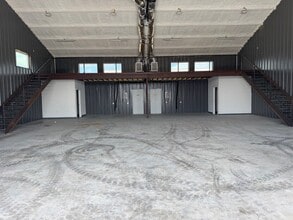 320 N Ridge Rd, Marble Falls, TX for lease Interior Photo- Image 1 of 9