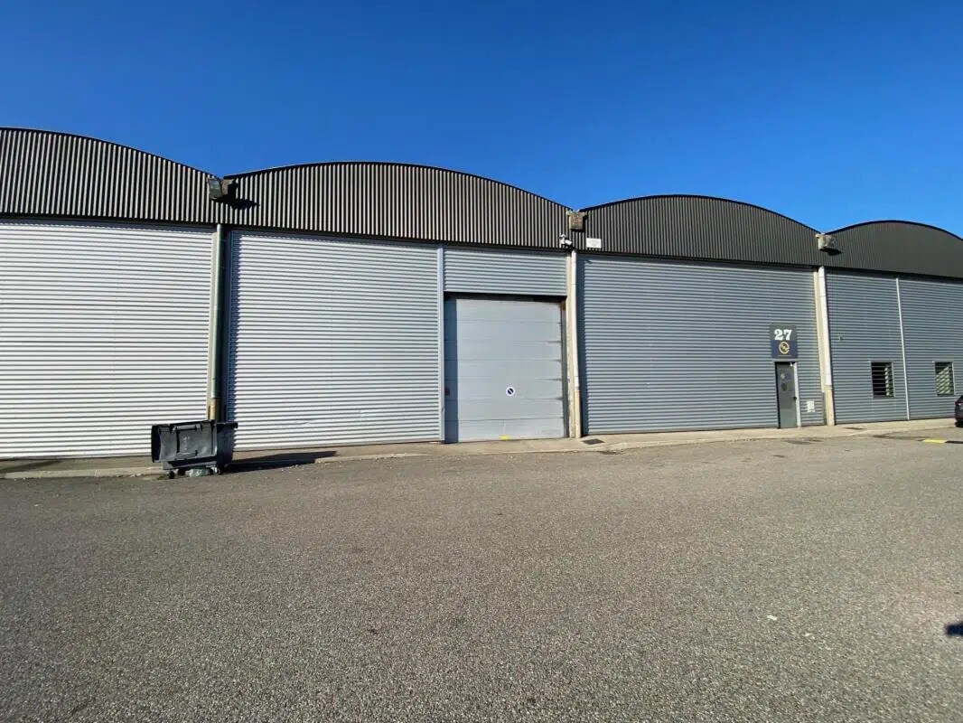 Bureau dans Saint-Priest à louer Photo du bâtiment- Image 1 de 8