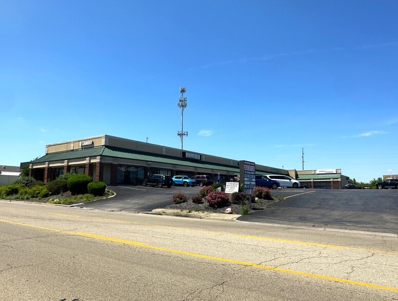 8935-8947 Kingsridge Rd, Dayton, OH for sale - Building Photo - Image 1 of 20