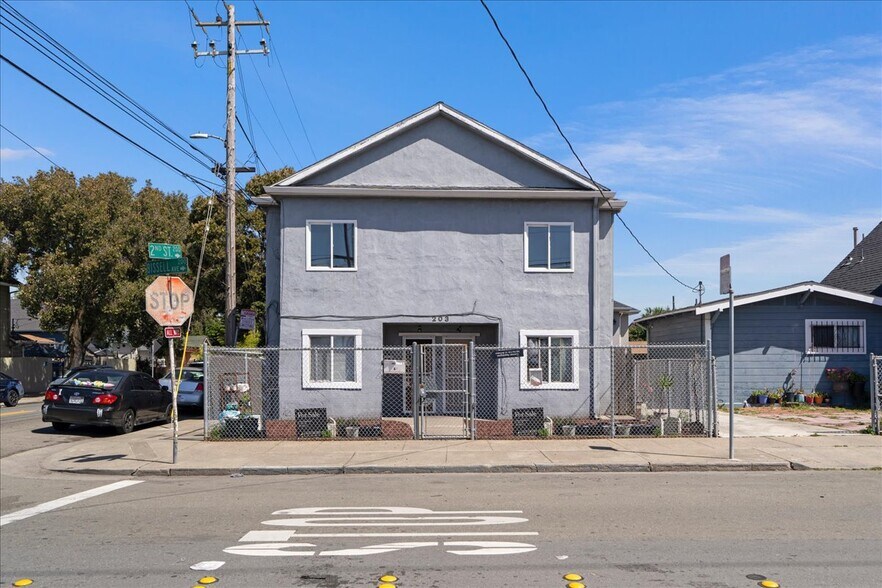 203 Bissell Ave, Richmond, CA à vendre - Photo du bâtiment - Image 2 de 24
