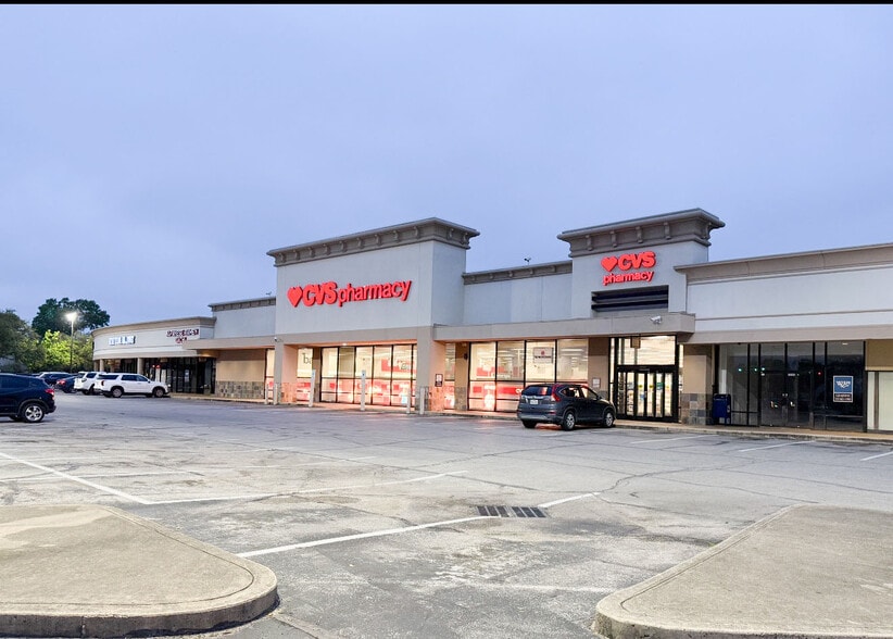 2236-2294 W Holcombe Blvd, Houston, TX for lease - Building Photo - Image 1 of 12