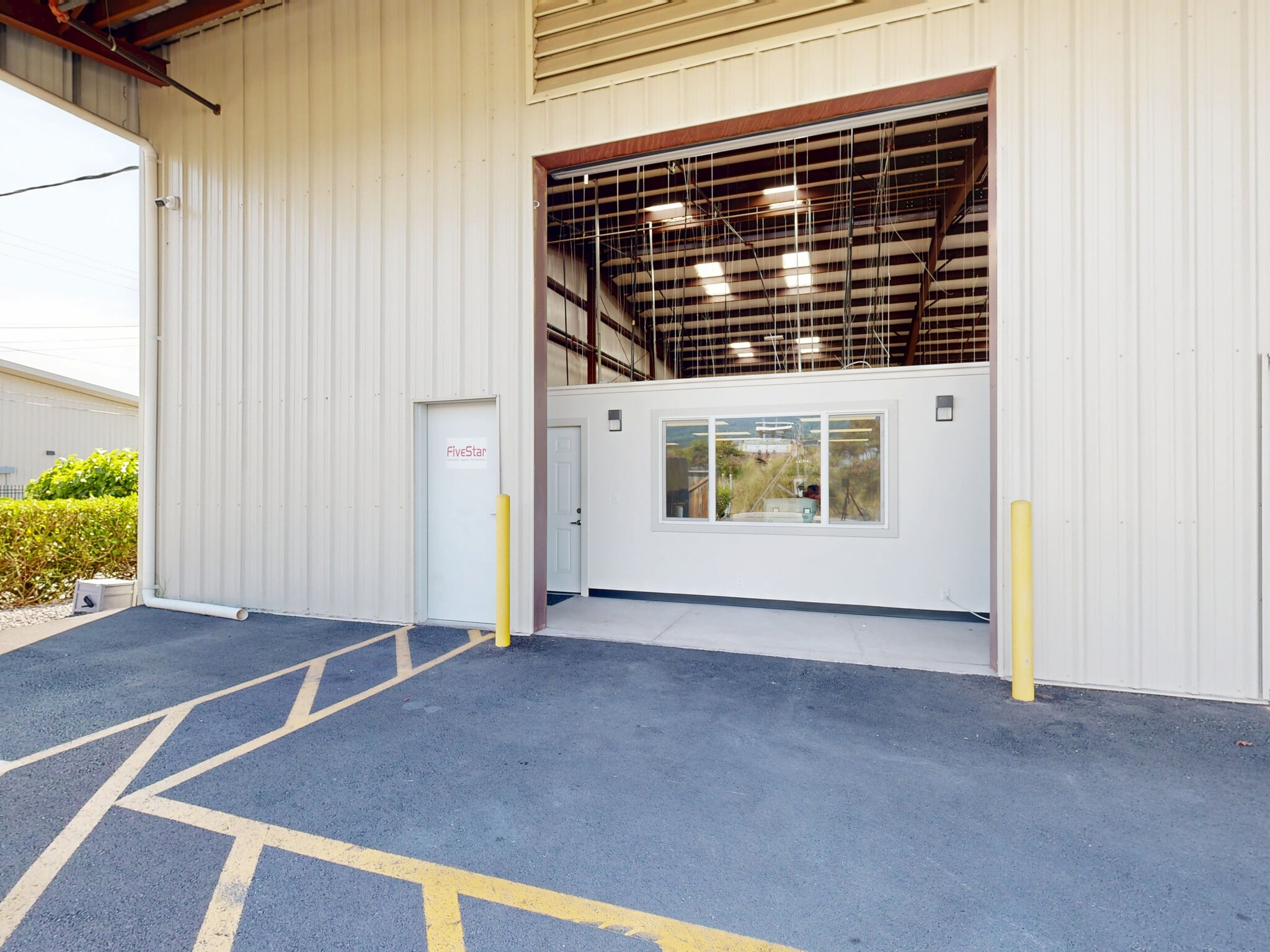 73-5627 Maiau St, Kailua Kona, HI for lease Building Photo- Image 1 of 9