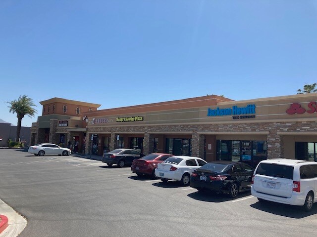 7703 N El Capitan Way, Las Vegas, NV à vendre - Photo du bâtiment - Image 3 de 9