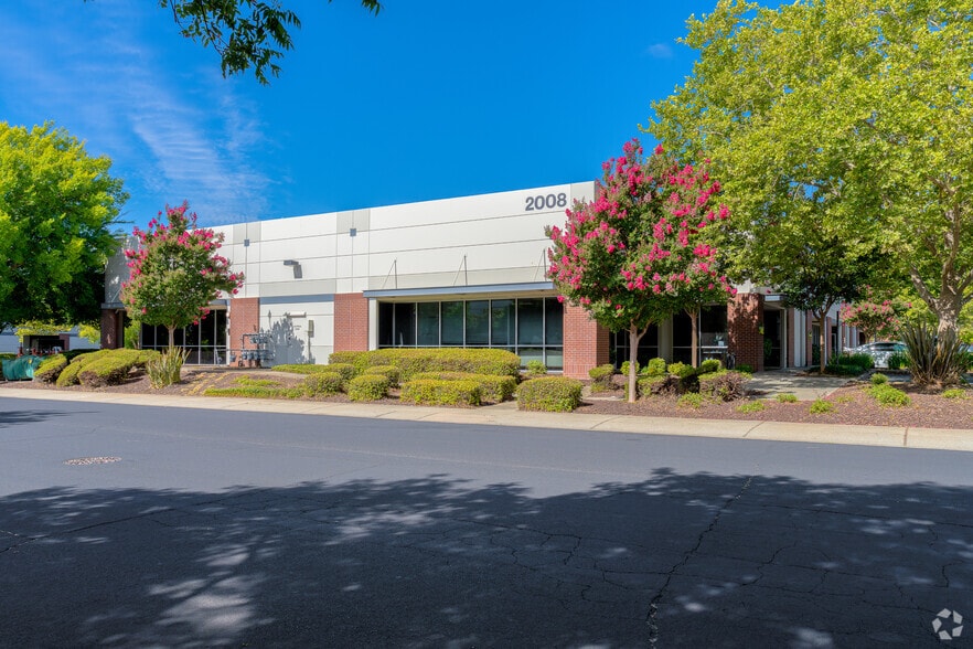 2008 Opportunity Dr, Roseville, CA for lease - Primary Photo - Image 1 of 4