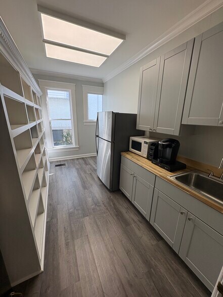 1903 21st Ave S, Nashville, TN à louer - Photo du bâtiment - Image 3 de 9