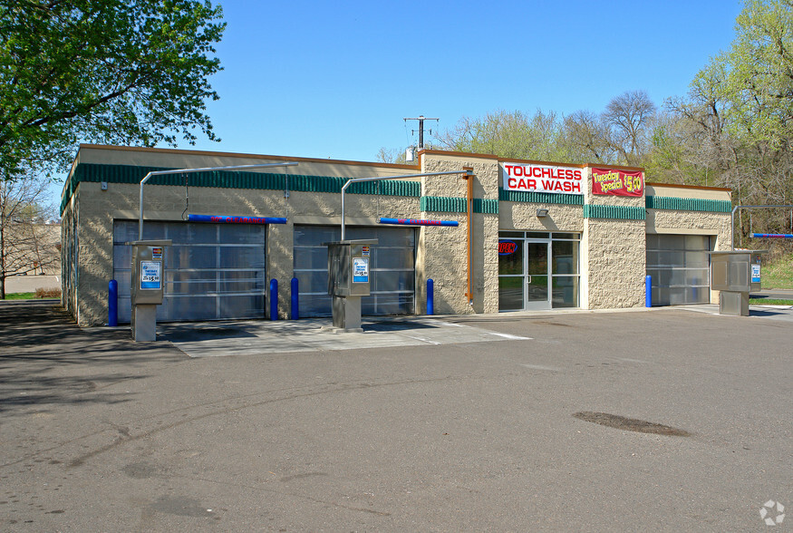 1900 W 7th St, Saint Paul, MN for sale - Primary Photo - Image 1 of 6