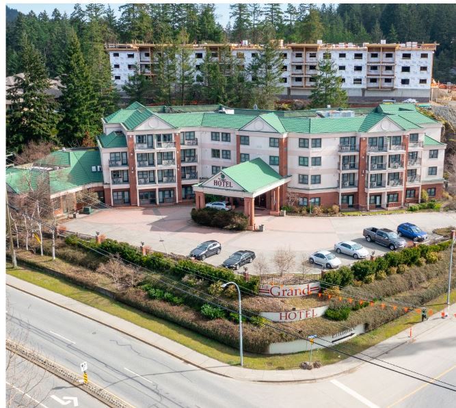 4898 Rutherford Rd, Nanaimo, BC for sale Primary Photo- Image 1 of 1