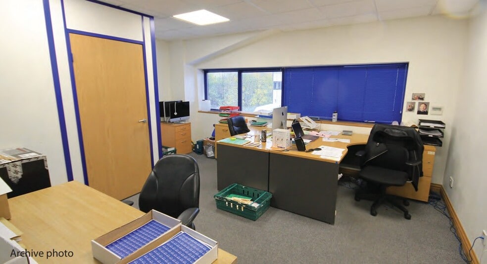 8 Branbridges Rd, East Peckham for lease - Interior Photo - Image 2 of 3