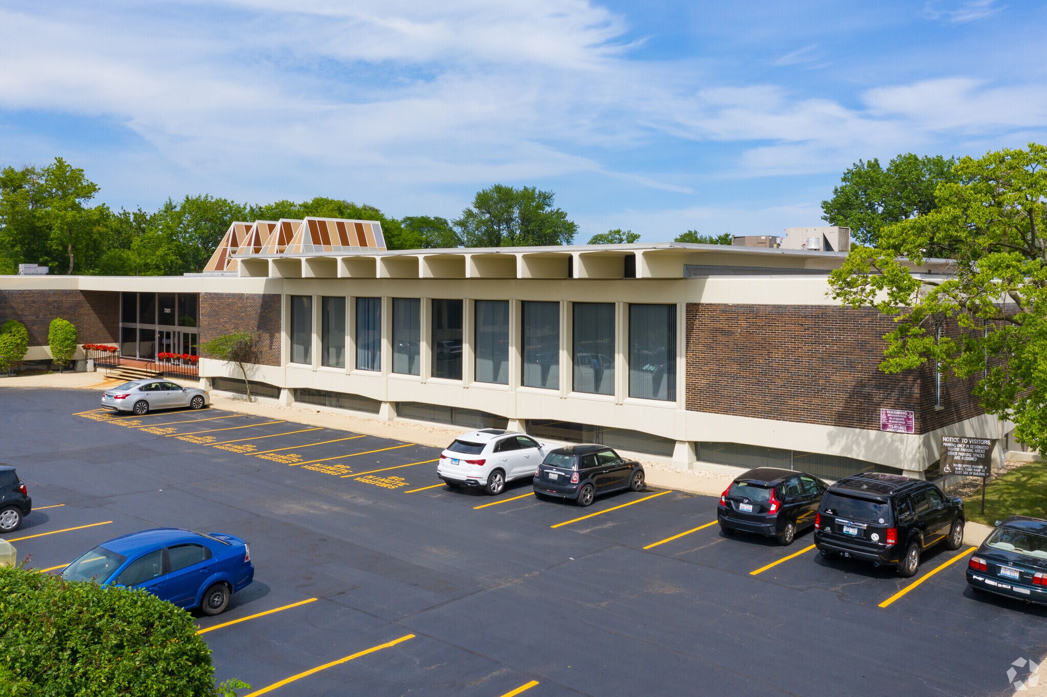 7301-7337 N Lincoln Ave, Lincolnwood, IL à louer Photo du bâtiment- Image 1 de 11