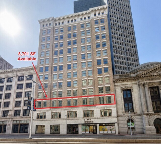 1010 Euclid Ave, Cleveland, OH à louer - Photo du bâtiment - Image 2 de 5