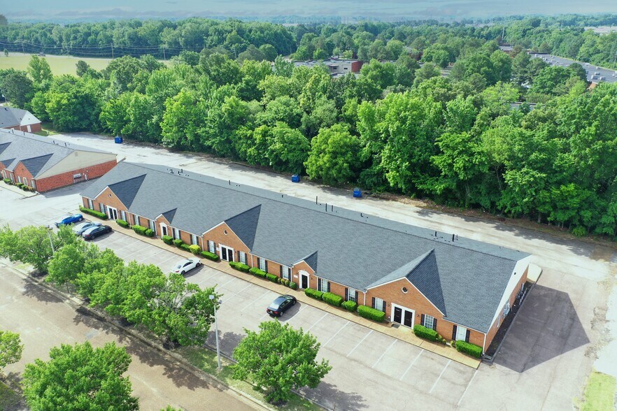 5261-5275 Mendenhall Park Pl, Memphis, TN à vendre - Photo du bâtiment - Image 3 de 10