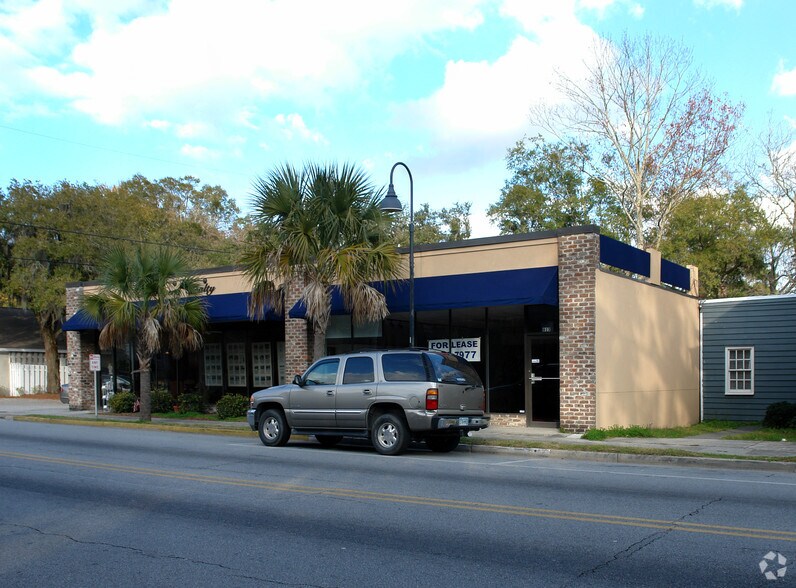 613 Carteret St, Beaufort, SC à louer - Photo du bâtiment - Image 2 de 4