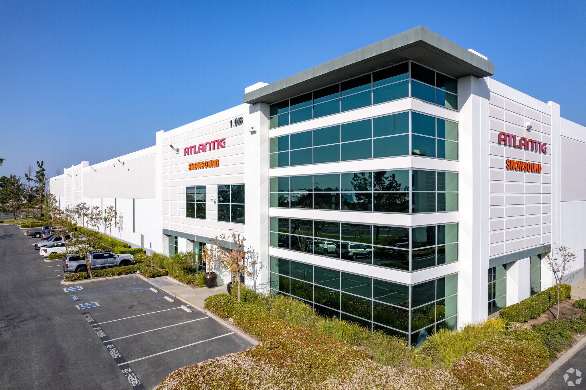 10006-10018 Santa Fe Springs Rd, Santa Fe Springs, CA à louer Photo principale- Image 1 de 10