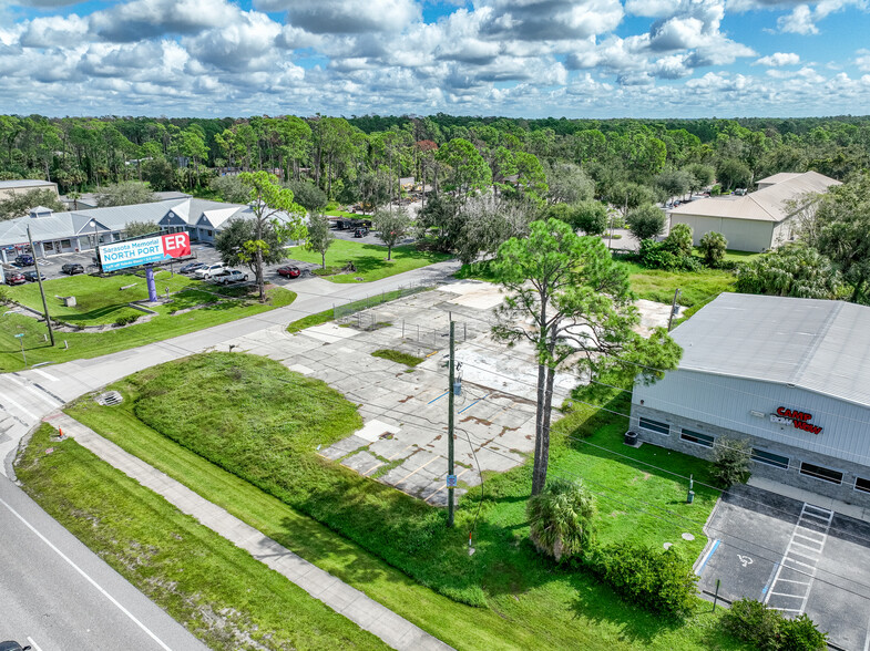 17320 Brighton Ave, Port Charlotte, FL for sale - Building Photo - Image 3 of 13