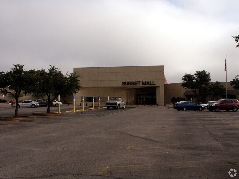 4001 Sunset Dr, San Angelo, TX à vendre - Photo du bâtiment - Image 3 de 12