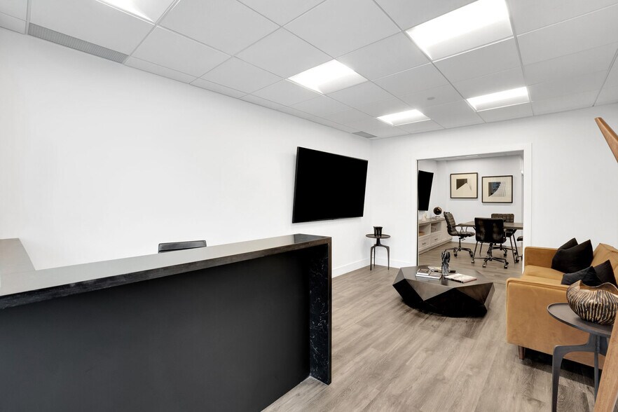 7611 Pine Valley Dr, Vaughan, ON à louer - Photo intérieure - Image 3 de 21