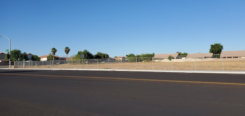 7841 W Thunderbird Rd, Peoria, AZ for sale - Building Photo - Image 3 of 5