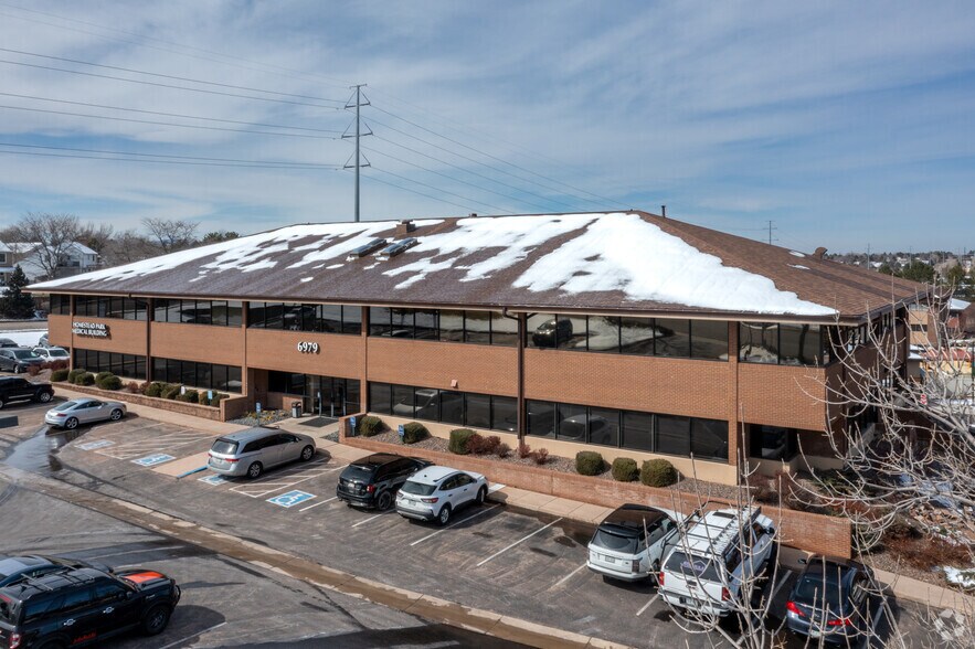 6979 S Holly Cir, Centennial, CO à louer - Photo du bâtiment - Image 3 de 5