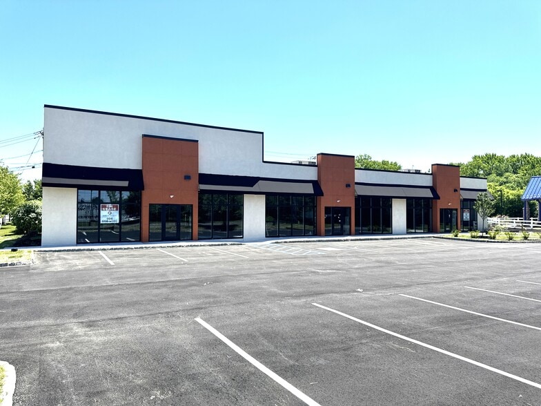 797 Route 33, Hamilton Township, NJ for lease - Building Photo - Image 3 of 4