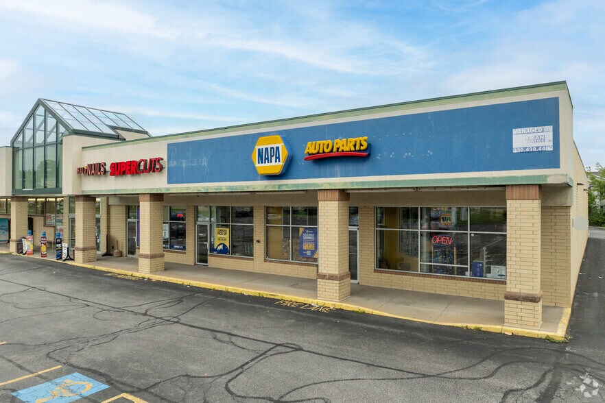 1763 E Main St, Kent, OH à louer - Photo du bâtiment - Image 3 de 19