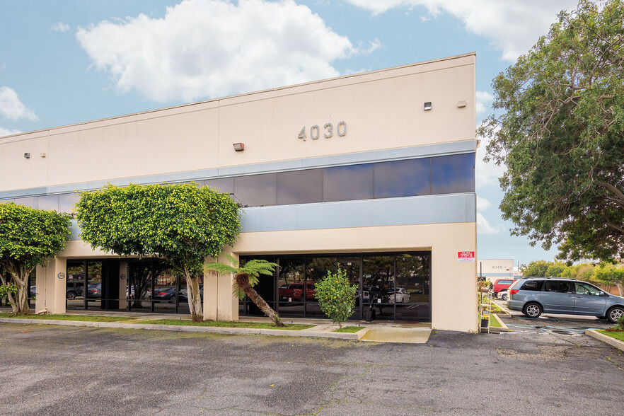 4030 Spencer St, Torrance, CA for lease - Building Photo - Image 3 of 25