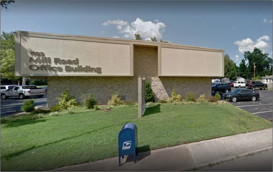 1133 West Mill Rd, Evansville, IN for lease - Primary Photo - Image 1 of 2