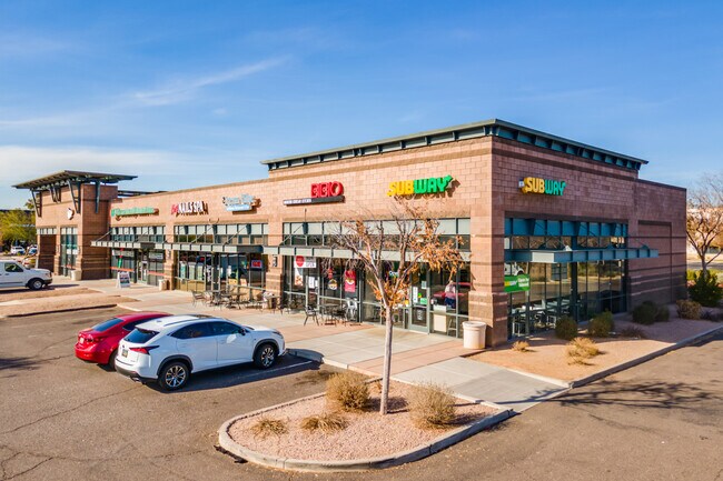 Plus de détails pour 6140 W Chandler Blvd, Chandler, AZ - Commerce de détail à louer