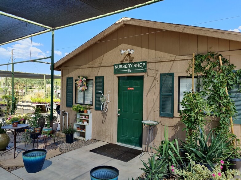 5335 E Dixileta Dr, Cave Creek, AZ for sale - Building Photo - Image 2 of 29