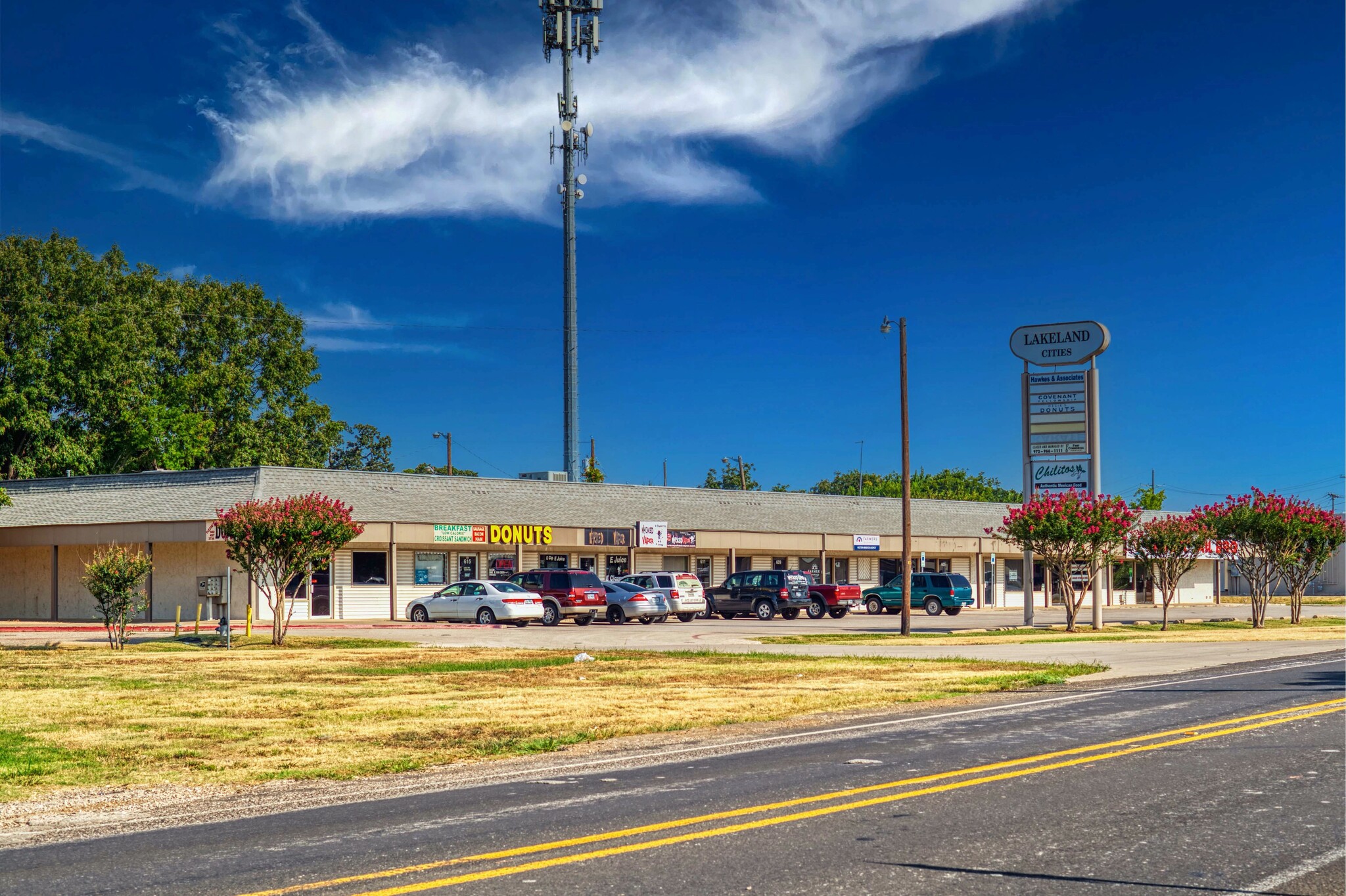 5008-5018 S Stemmons Fwy, Lake Dallas, TX for sale Building Photo- Image 1 of 1