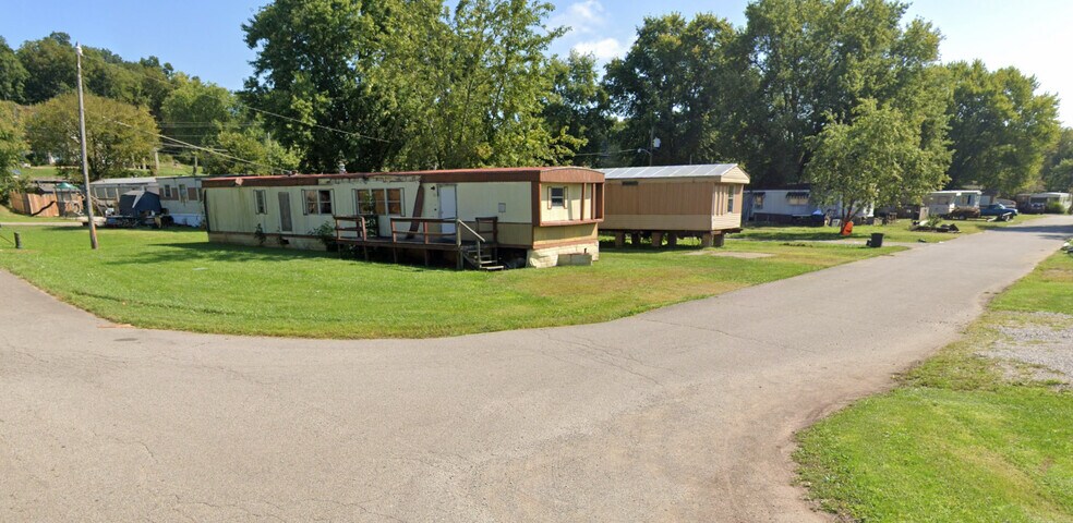 1 Meadowbrook Acres, Parkersburg, WV à vendre - Photo du bâtiment - Image 3 de 8