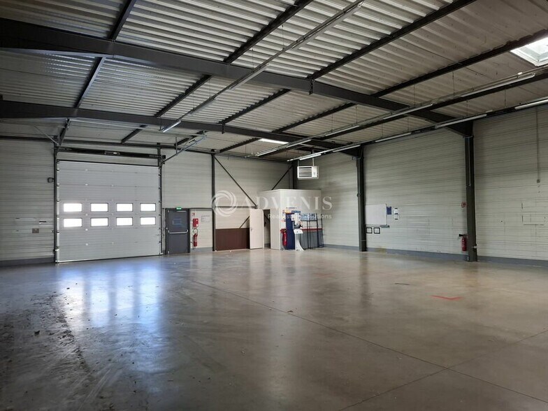 Flex in Essey-lès-Nancy for lease - Building Photo - Image 2 of 10