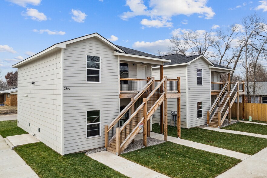 3212-3244 S. Victoria St, Wichita, KS à vendre - Photo du bâtiment - Image 3 de 25