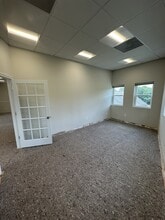 391 Lancaster Ave, Frazer, PA for lease Interior Photo- Image 2 of 6