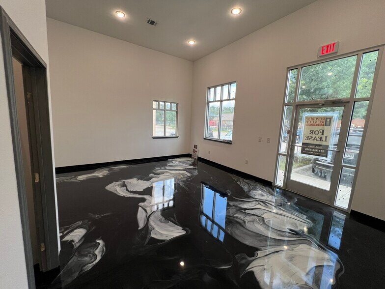 6513 Chase Oaks Blvd, Plano, TX à louer - Photo du bâtiment - Image 3 de 12