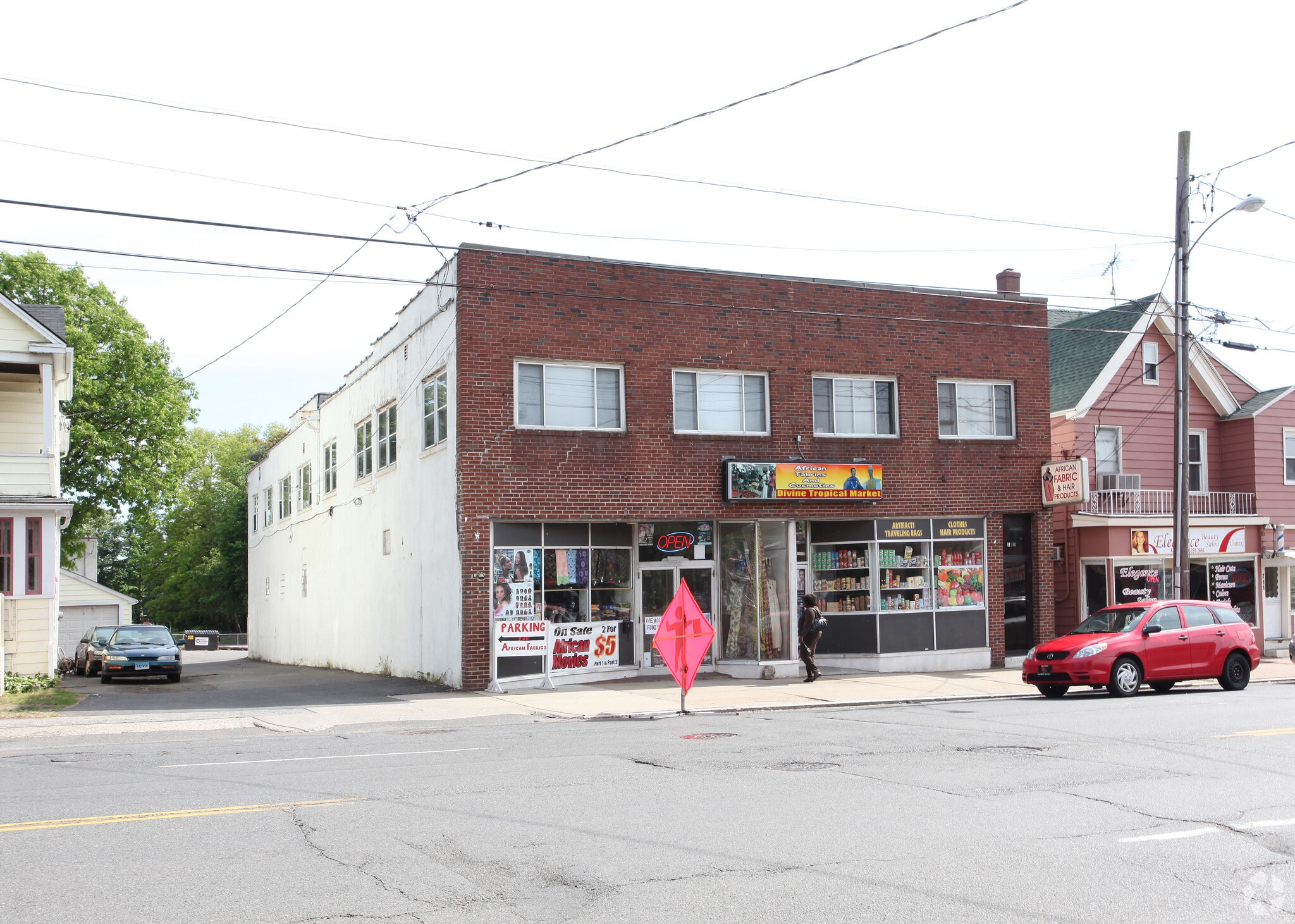 715-717 Burnside Ave, East Hartford, CT for lease Primary Photo- Image 1 of 7