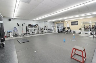 6980-6990 W Overland Rd, Boise, ID for lease Building Photo- Image 2 of 22