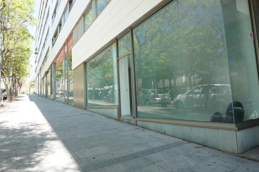 Multifamily in L'Hospitalet de Llobregat, Barcelona for sale - Interior Photo - Image 1 of 2