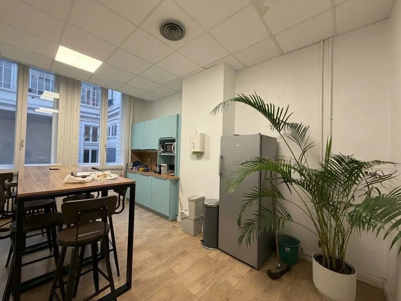 Commerce de détail dans Lyon à louer - Photo intérieure - Image 3 de 11