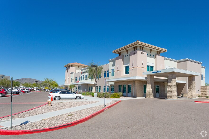 525 S Watson Rd, Buckeye, AZ à louer - Photo du bâtiment - Image 3 de 3