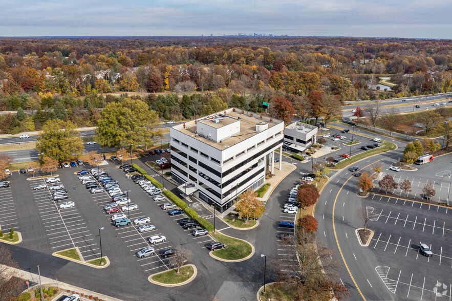 12011 Lee Jackson Memorial Hwy, Fairfax, VA for lease - Aerial - Image 3 of 8