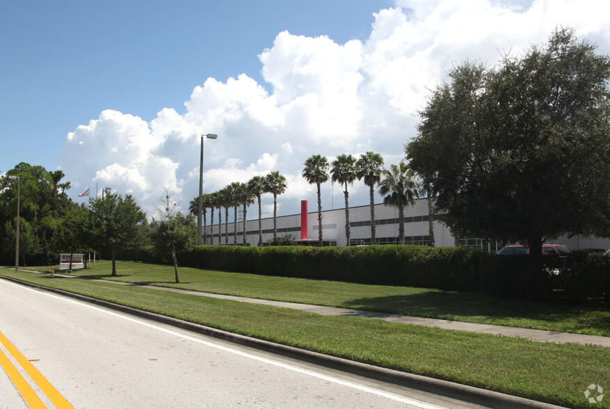 13750 Reptron Blvd, Tampa, FL for sale - Building Photo - Image 1 of 9