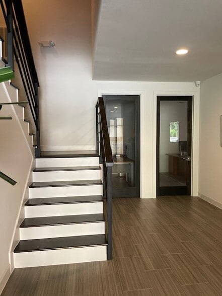 26207 Oak Ridge Dr, Spring, TX for lease - Building Photo - Image 3 of 30