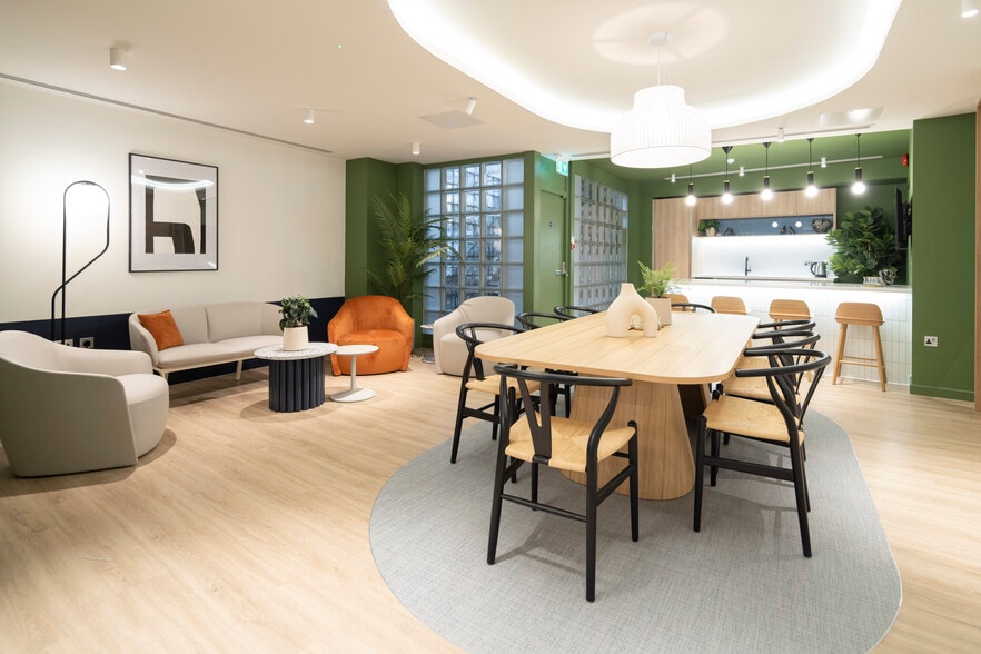 35 Chiswell St, Londres à vendre - Photo du bâtiment - Image 2 de 20