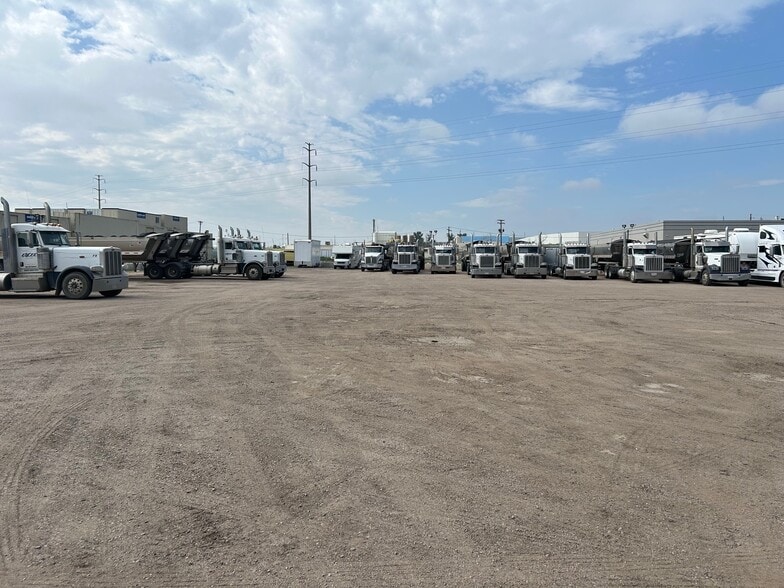 5352 Dahlia St, Commerce City, CO for sale - Building Photo - Image 2 of 4