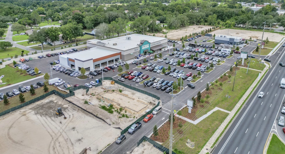 8300 SW State Road 200, Ocala, FL for lease - Primary Photo - Image 1 of 5