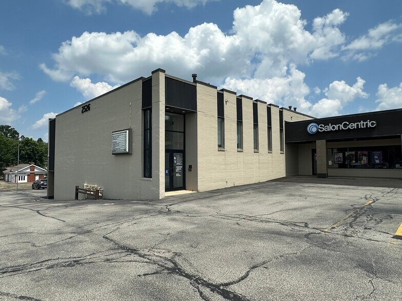 2526 Monroeville Blvd, Monroeville, PA à louer - Photo du bâtiment - Image 2 de 6
